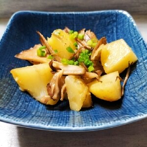 美味くないハズがない♡じゃがいもと舞茸のバター醤油